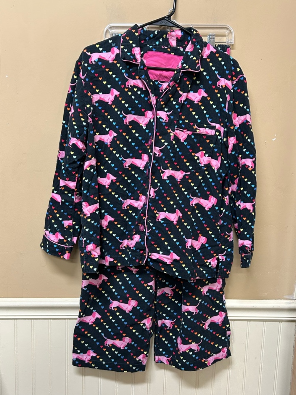 VTG Victoria’s Secret  2PC Dachshund Heart Flannel Pajamas Pant Button Top SZ M